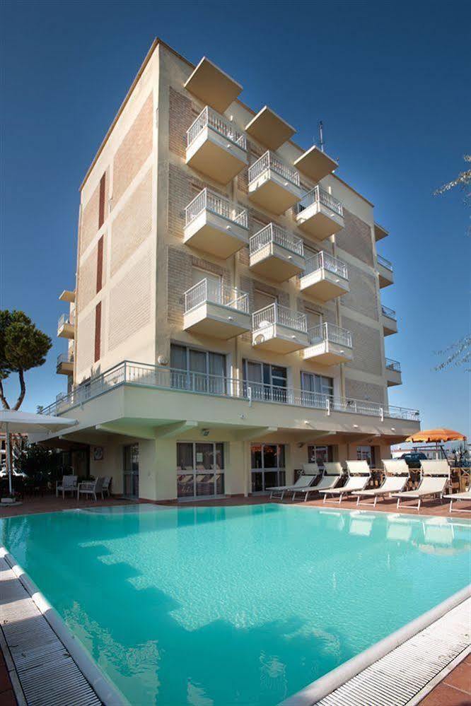 Hotel David Равенна Экстерьер фото